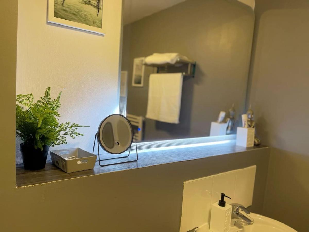 Cityfront Cosy Apt Near City Centre & Etihad Stadium, Free Parking Manchester Exterior photo